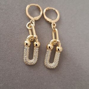 Paperclips multi diamonds U Link dangle earrings